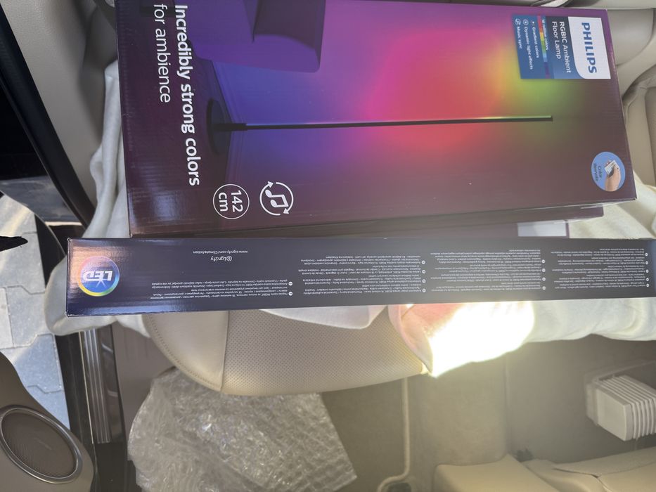 Lampa stojaca Philips LED