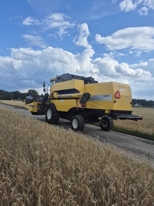 Kombajn New Holland TC5070