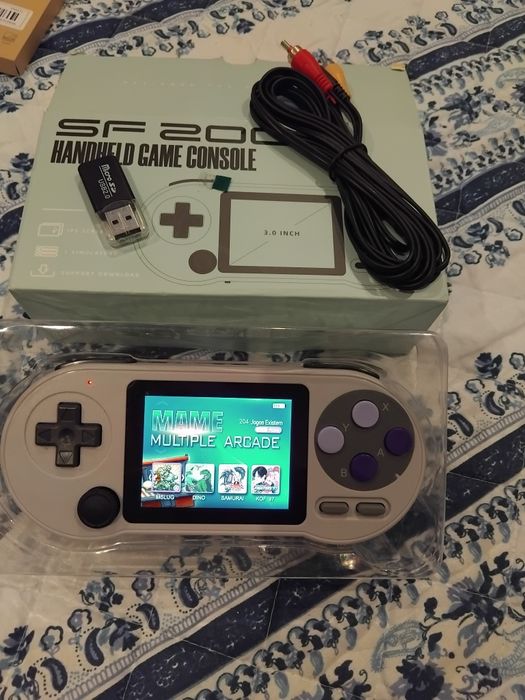 Vendo consola como nova