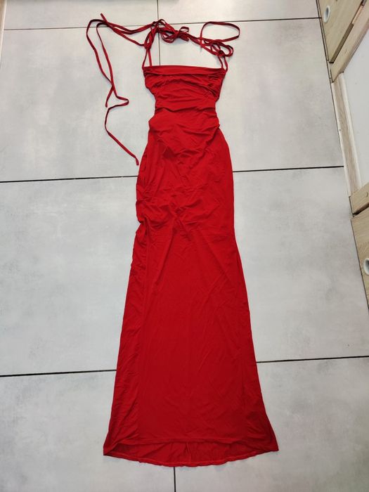 Czerwona sukienka maxi z wiązaniem marszczona nowa