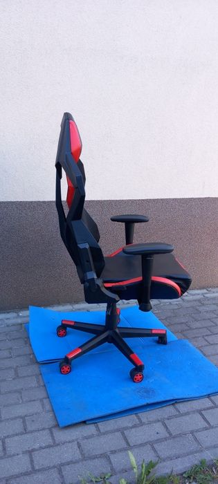 Fotel gamingowy needforspeed do biurka gabinetu do gier