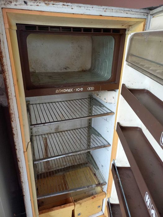 продам холодильник б/у