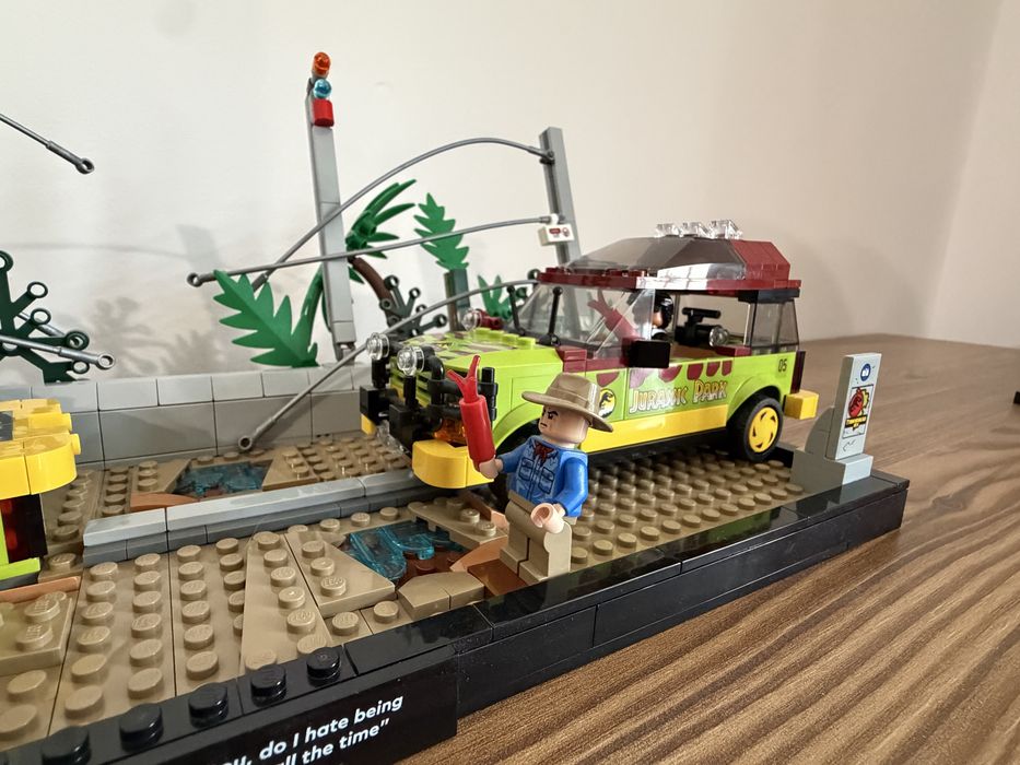 LEGO Jurassic Park 76956 Ucieczka tyranozaura 100% Kompletny EOL