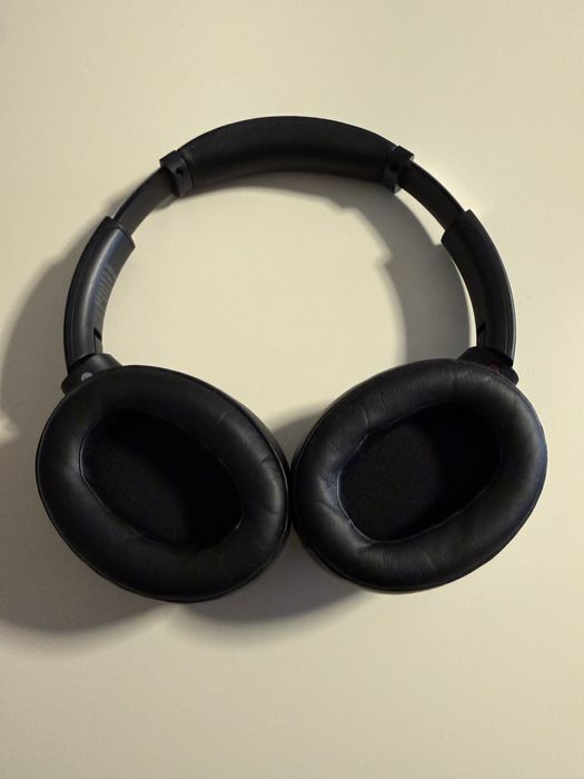 Auscultadores noise-canceling Sony WH-XB900N com Extra Bass