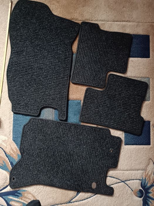 Коврики автомобільні ворсові