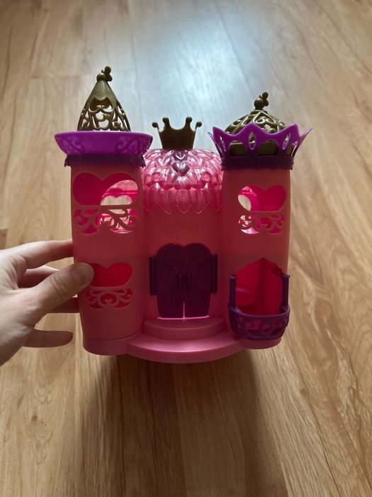 Дитячі іграшки різні