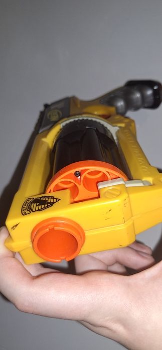 NERF N-Strike Maverick REV-6 wyrzutnia na strzałki