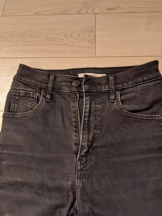 Jeansy Levi's - mile high super skinny 26