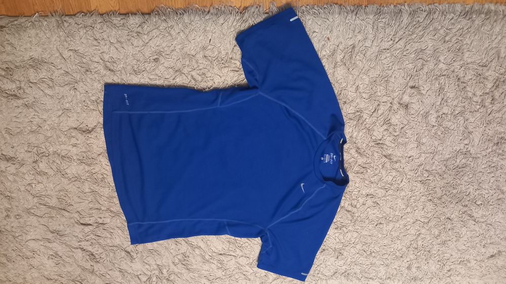 T-shirt męski nike r. M nowy
