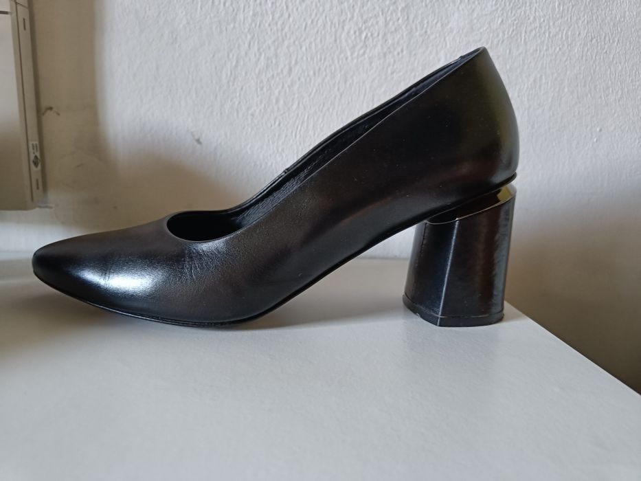 Buty Wojas, czarne, r. 39