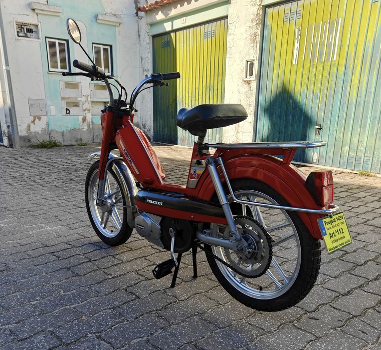 "Mobylette" Peugeot 103V MV – 1983 | Clássica