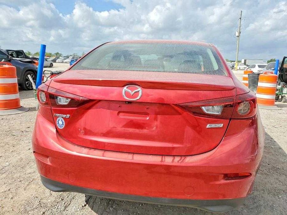 MAZDA Mazda3 2018 VIN 3MZBN1V35JM214058 фото оголошення 4 з 11