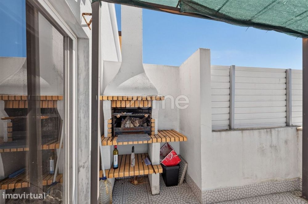 Apartamento T2+2 - Alcabideche