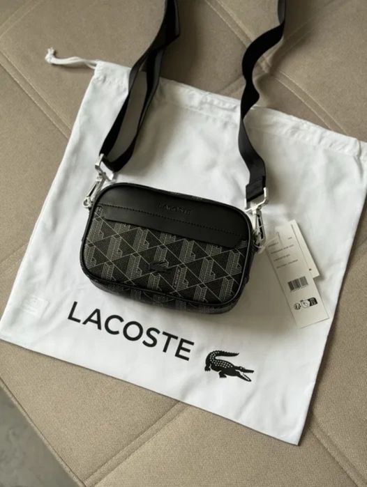 Сумка Lacoste  .