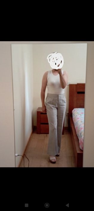 Calça em linho prateadas