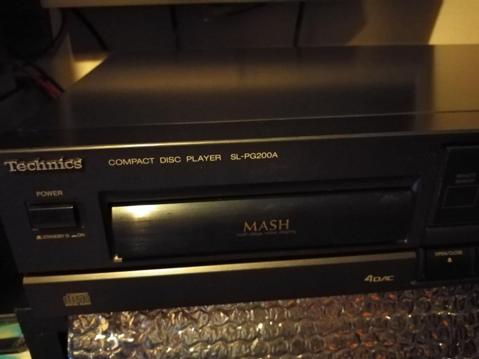 Technics CD Player Model SL-PG200A64585813239682124