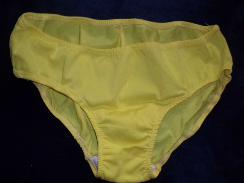 Kostium kąpielowy żółty,gładki.Bikini.