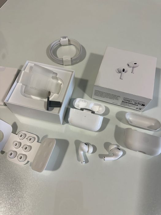 AirPods Pro 2 - COMO NOVOS