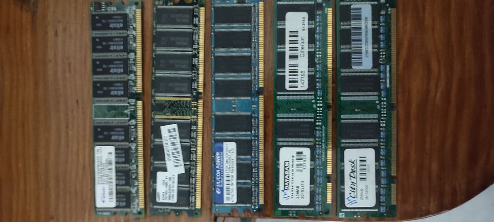 Memória RAM várias gerações e tipologias/especificações64738279240451123