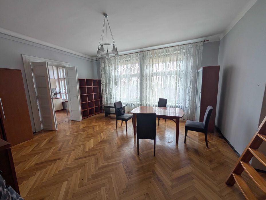 Sprzedam mieszkanie 130 mkw. bez czynszowe, bez pośredników.