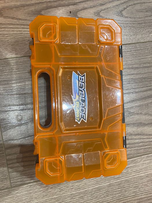 Кейс (оригинал) для Бейблейд