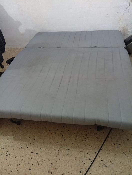 Sofá cama com colchão