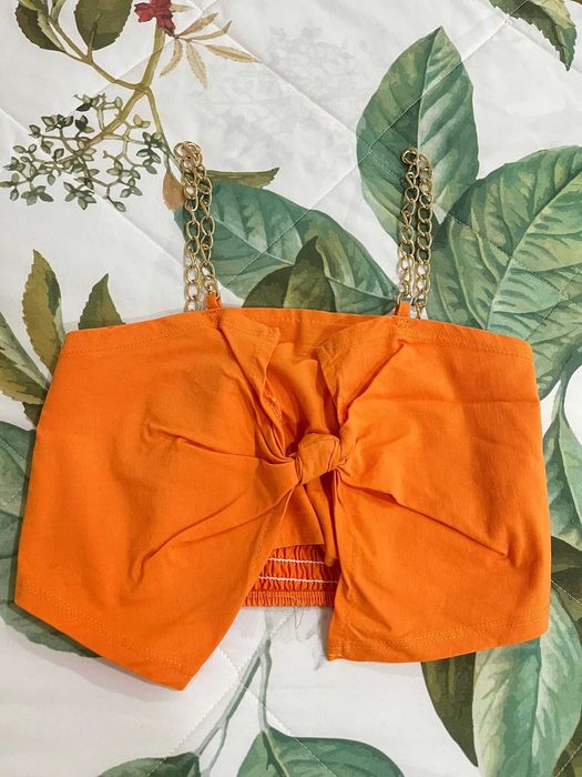 Lote de tops/blusas femininas (XS/S/TU)