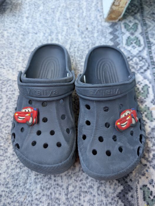 Взуття для хлопчиків безкоштовно