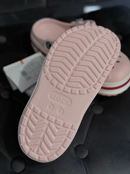 Нові рожеві Crocs M5 W7 37-38 розмір