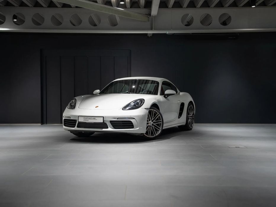 Porsche 718 Cayman