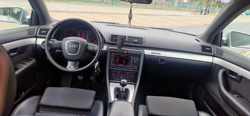 Audi A4 b7 avant quattro