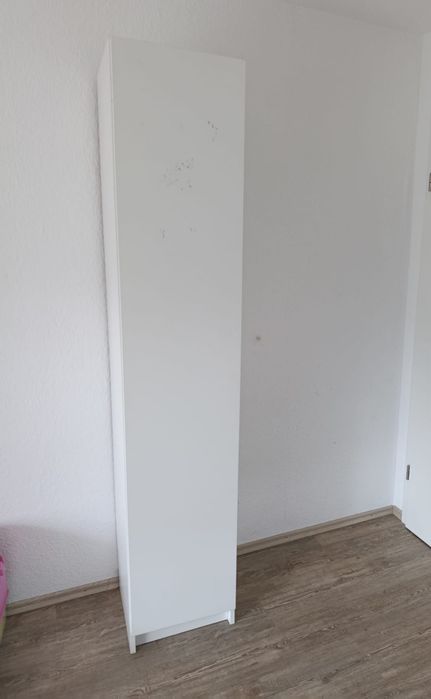 IKEA Billy – Regał / Szafka na ubrania (Biały, 40x30x202 cm) z drzwiami Ottebol