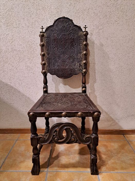 Cadeira Couro Espaldar Alto