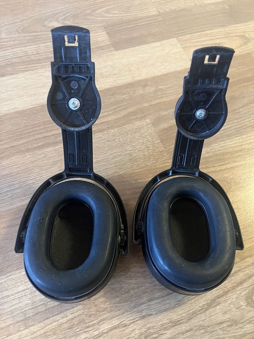 Nauszniki nahełmowe Zekler