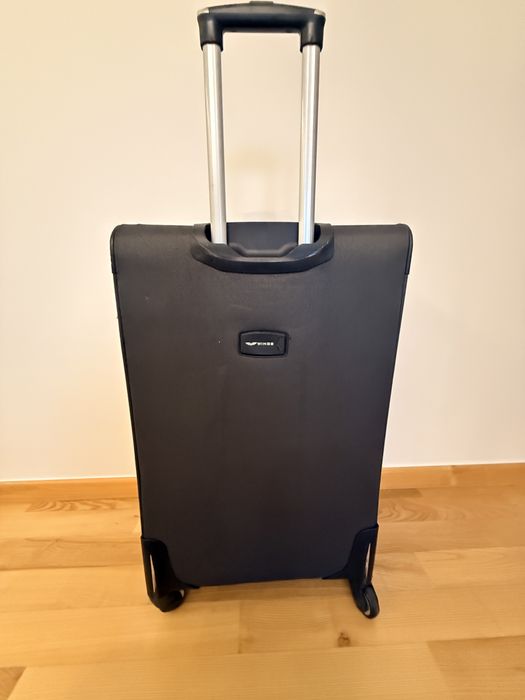 Walizka podrózna Wings XL