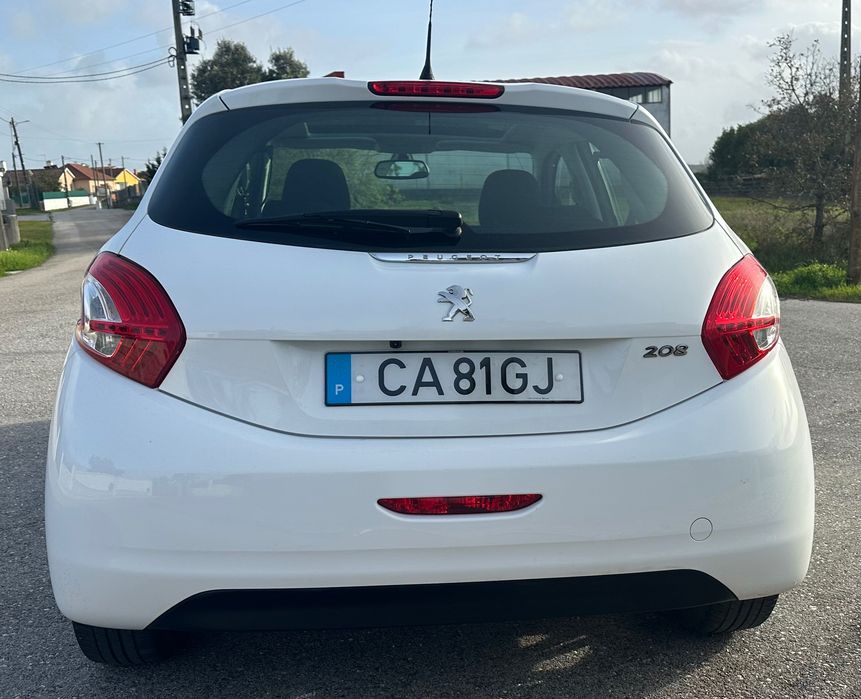 Peugeot 208 1.4HDI Panorâmico