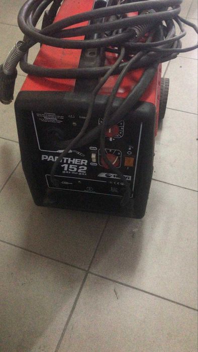 MAQUINA DE SOLDAR HELVI PANTHER 152 COM POUCO USO