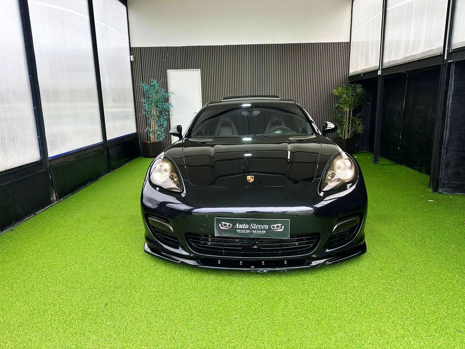 Porsche Panamera Turbo PDK