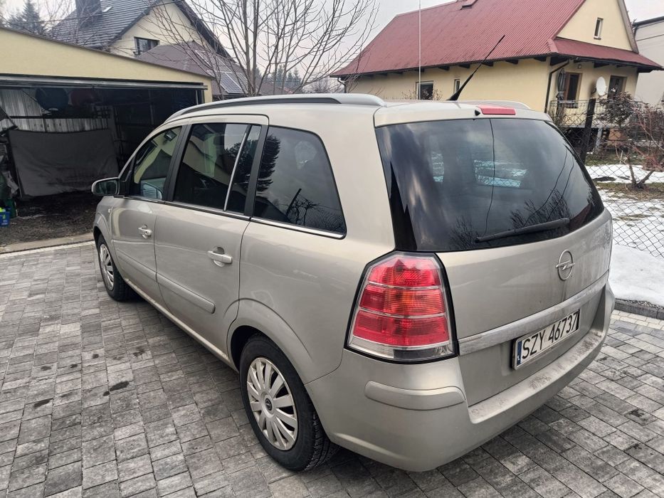 Opel Zafira 1.8 +LPG 7osobowe