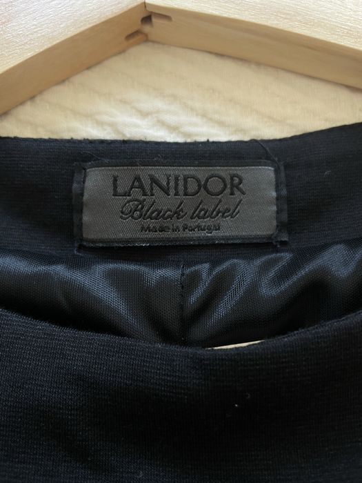 Vestido Lanidor Preto Cintado e Elegante