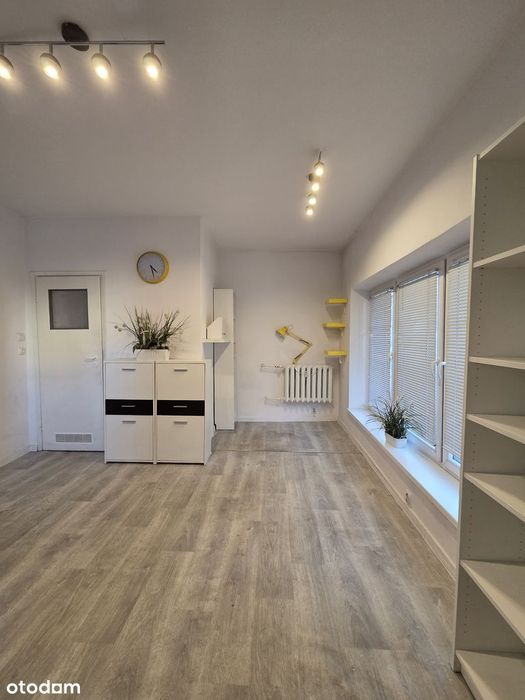 Kameralny lokal na gabinet lub biuro (19 m²), Praga-Południe