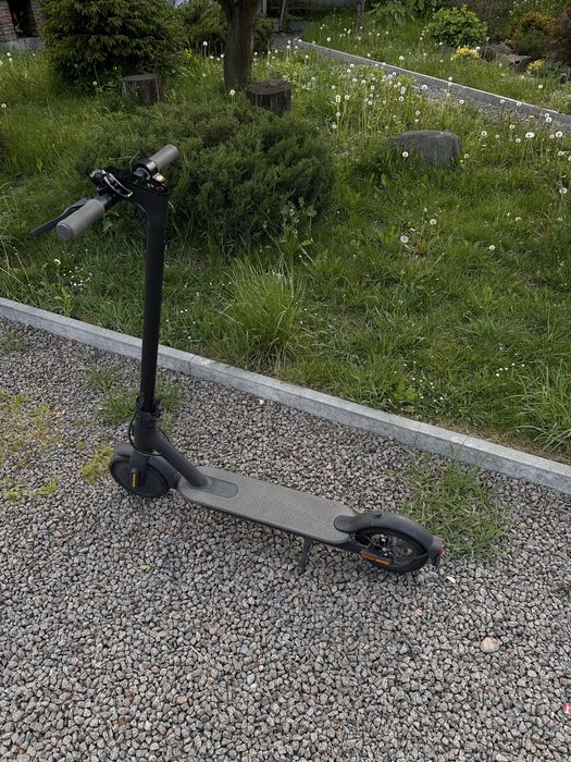 Електросамокат Хаоті Electric Scooter Essential black