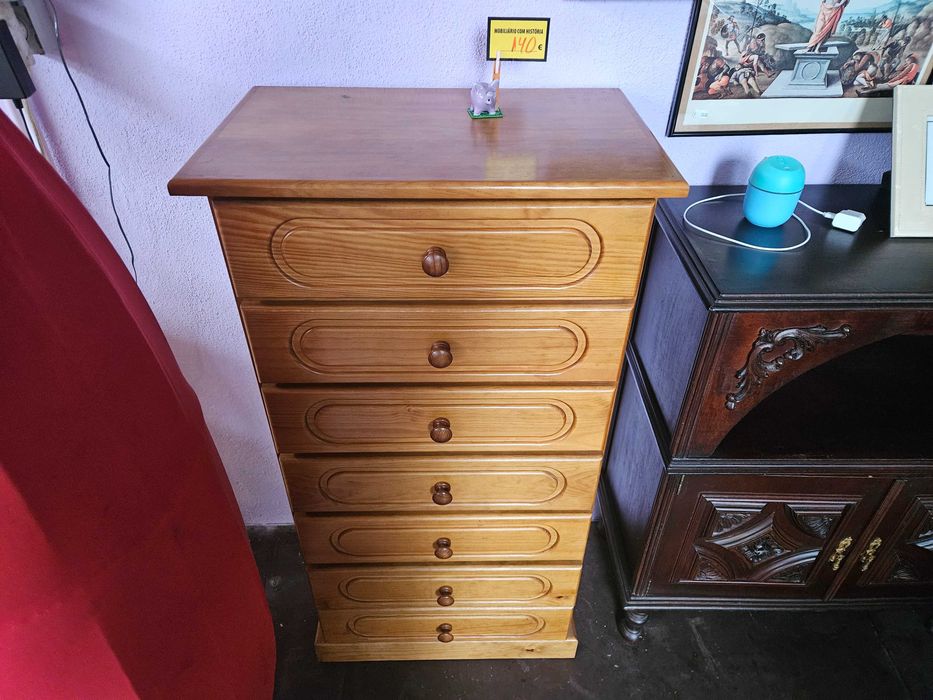 Camiseiro em madeira - Bom estado geral