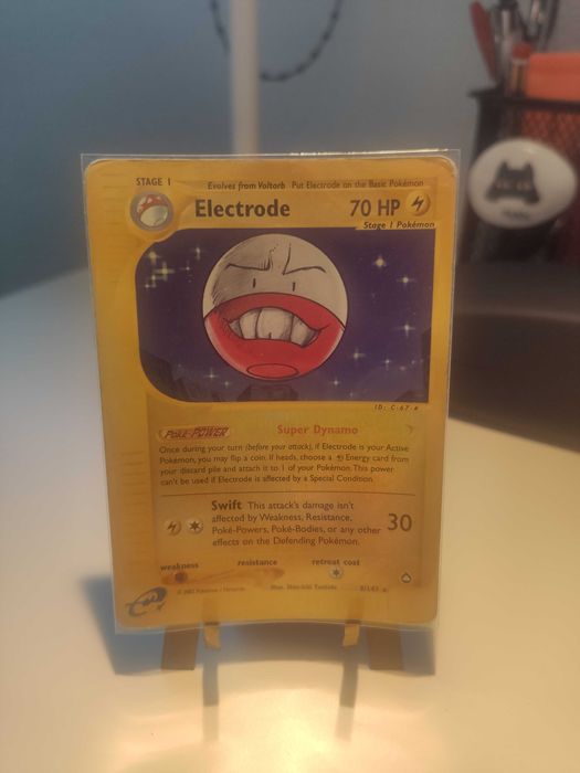 Conjunto de 4 cartas Pokémon