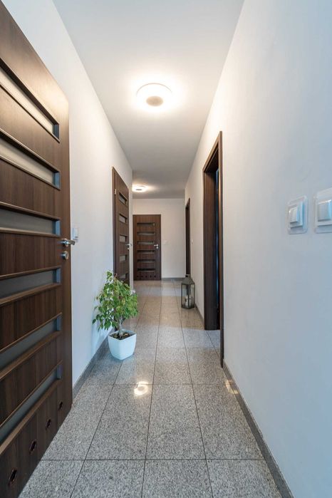 Ząbki, Powstańców | 68,44 m² | 3 pokoje (dziś 4) | 1 piętro | balkon | garaż | komórka