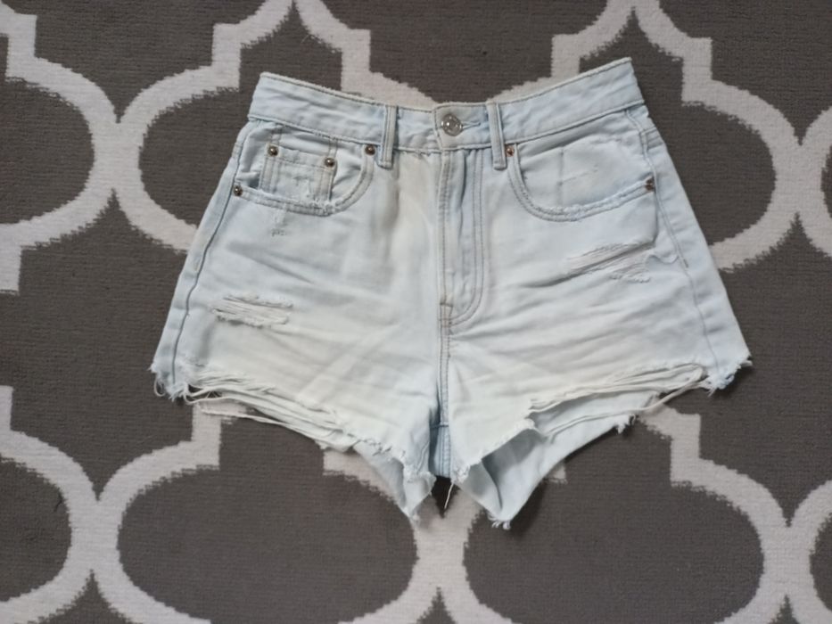 spodenki szorty jeansowe