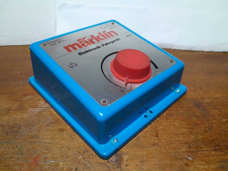 Comando Eletrônico Marklin 6699 H0/I Analógico
