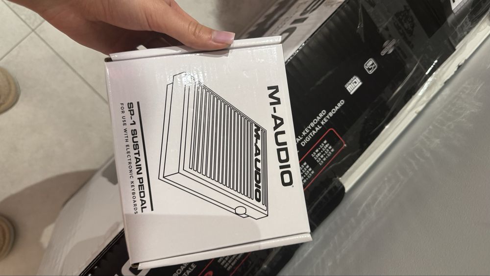 Синтезатор Casio CT-X700