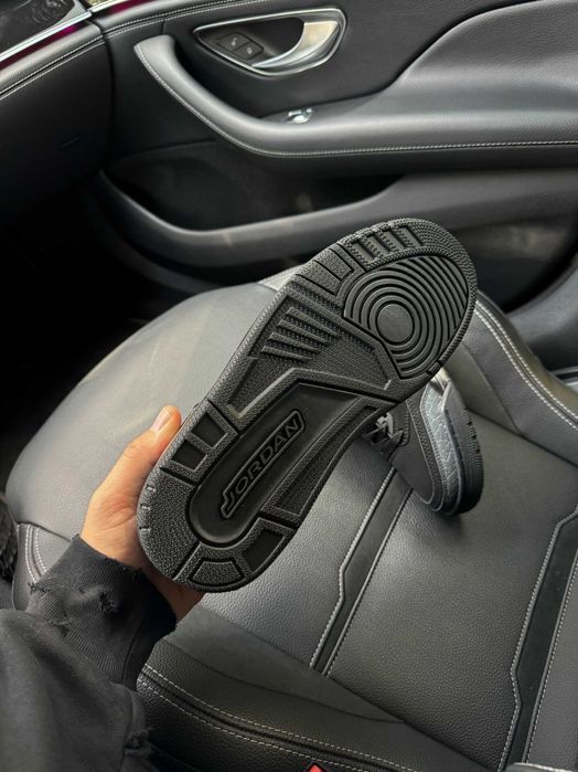 Мужские кроссовки Nike Air Jordan 3 Retro Black Cat. Размеры 40-45