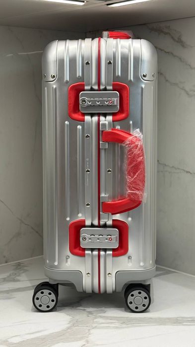 Валіза Rimowa Twist  RED / чемодан  ручная кладь/алюминієва валіза ручна поклажа